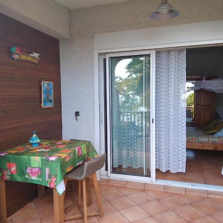 Studio Aux Avirons Pour 2 Personnes, Avec Piscine Les Avirons 외부 사진